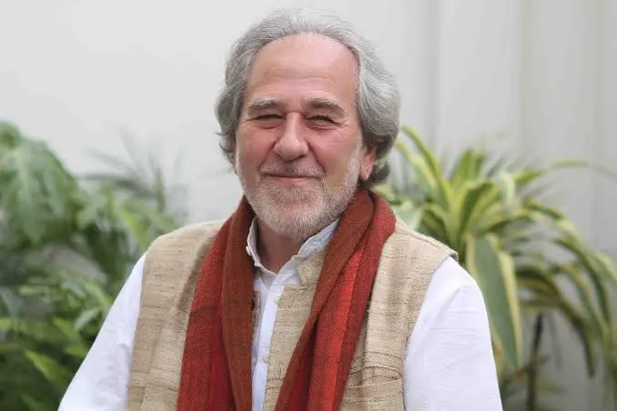 Dr. Bruce Lipton